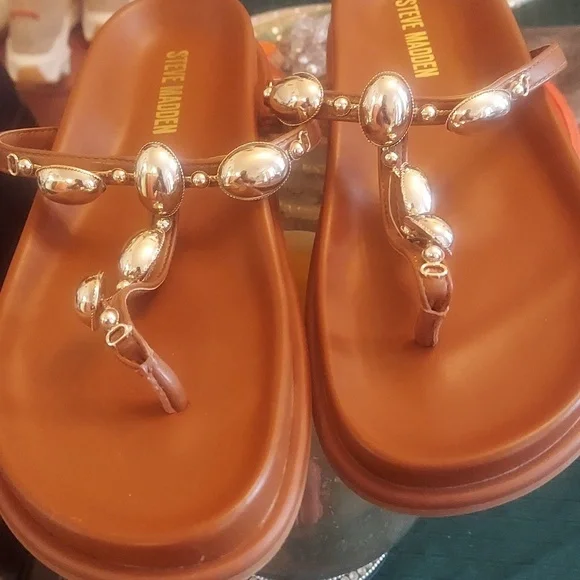 Steve Madden Tan Sandals with Silver Accents - Picture 2 of 7